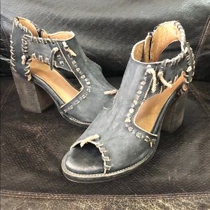 Farylrobin Loki full leather sandal